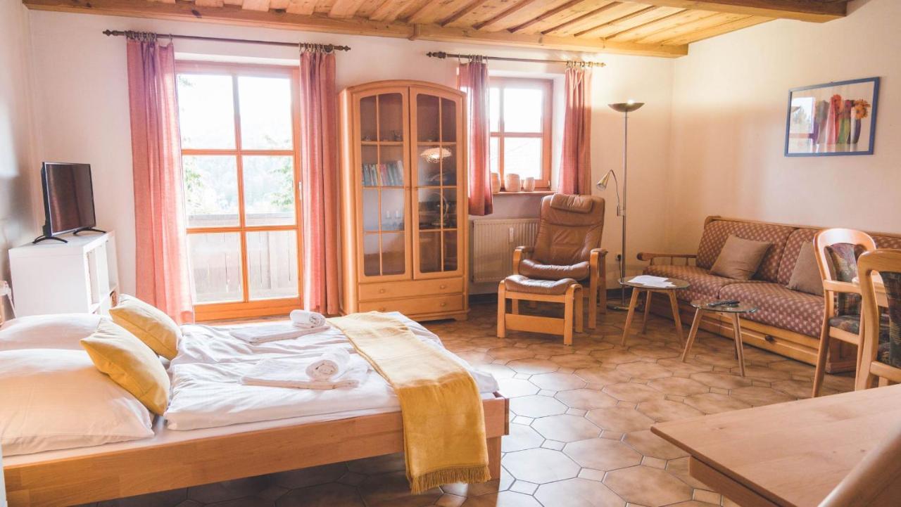 Ferienwohnung Wanderlust Hauzenberg Ngoại thất bức ảnh